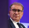 Προειδοποίηση Roubini: Έρχεται η «τέλεια καταιγίδα» – Ο παράγων «Trump» και η εικόνα του παγκόσμιου οικονομικού ρίσκου